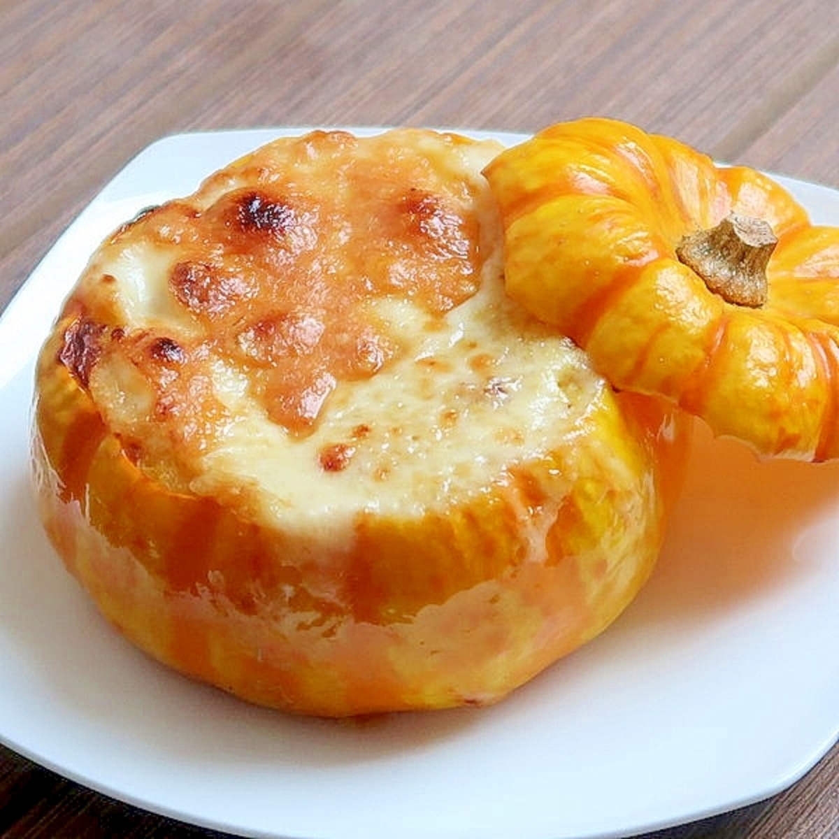 まるごとかぼちゃのグラタン プッチーニで可愛らしく レシピ 作り方 By Si Ze2k 楽天レシピ まるごとかぼちゃのグラタン プッチーニで可愛らしく レシピ 作り方 By Si Ze2k 楽天レシピ